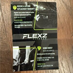 Flexz Fitness Weightlifting Belt, Size Medium, New In Packaging